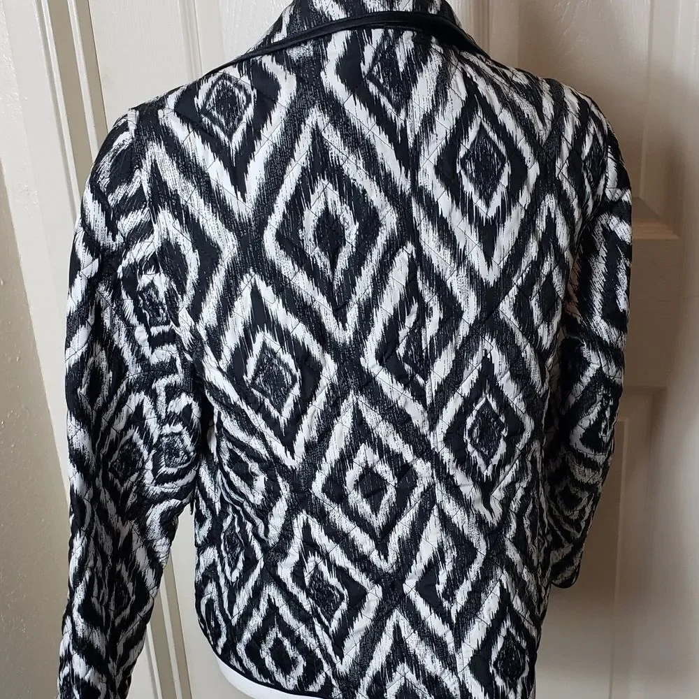Reversible quilted jacket  - Picture 2 of 4